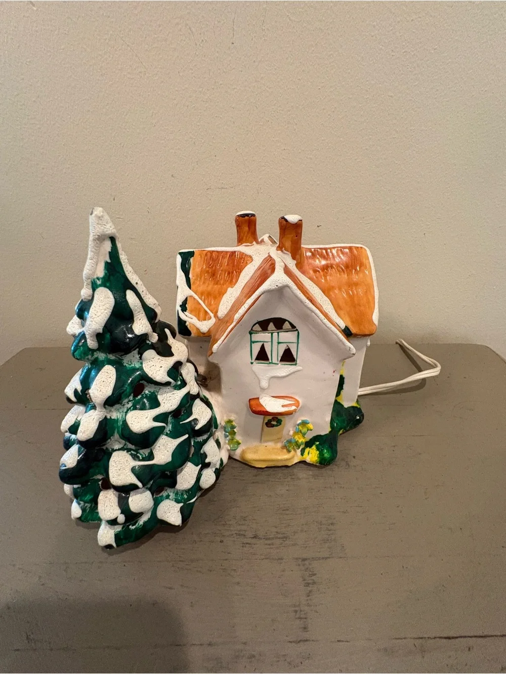 VTG 1976 Dept.56 Original Snow Village Gabled Cottage
